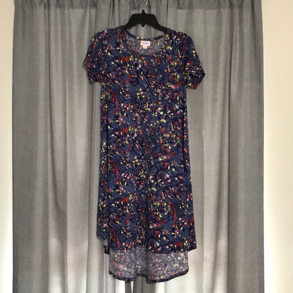 Lularoe - XS Carly